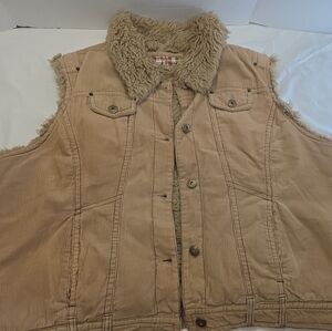 Twenty Twenty Camel corduroy sherpa lined vest size 3xL womens Button Down